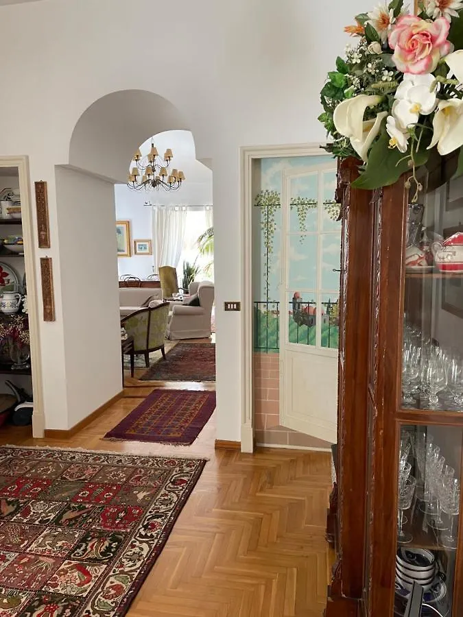 Da Cristina Palazzo Atanasio Otel Palermo Konukevi